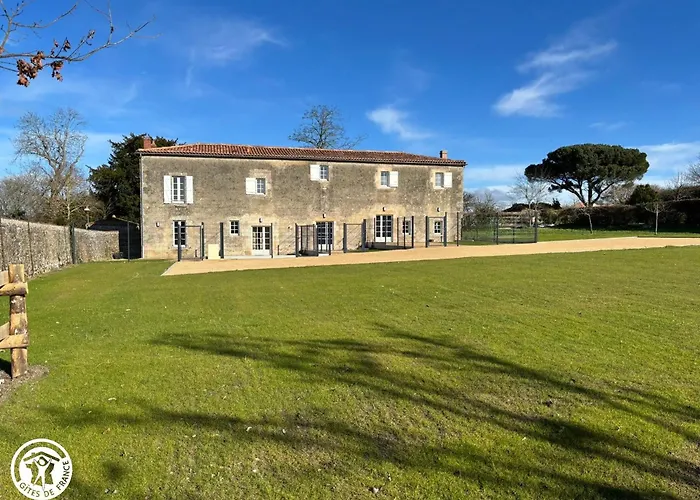 Vendeen Avec Jardin - 6 Pers. - Fr-1-426-605 *